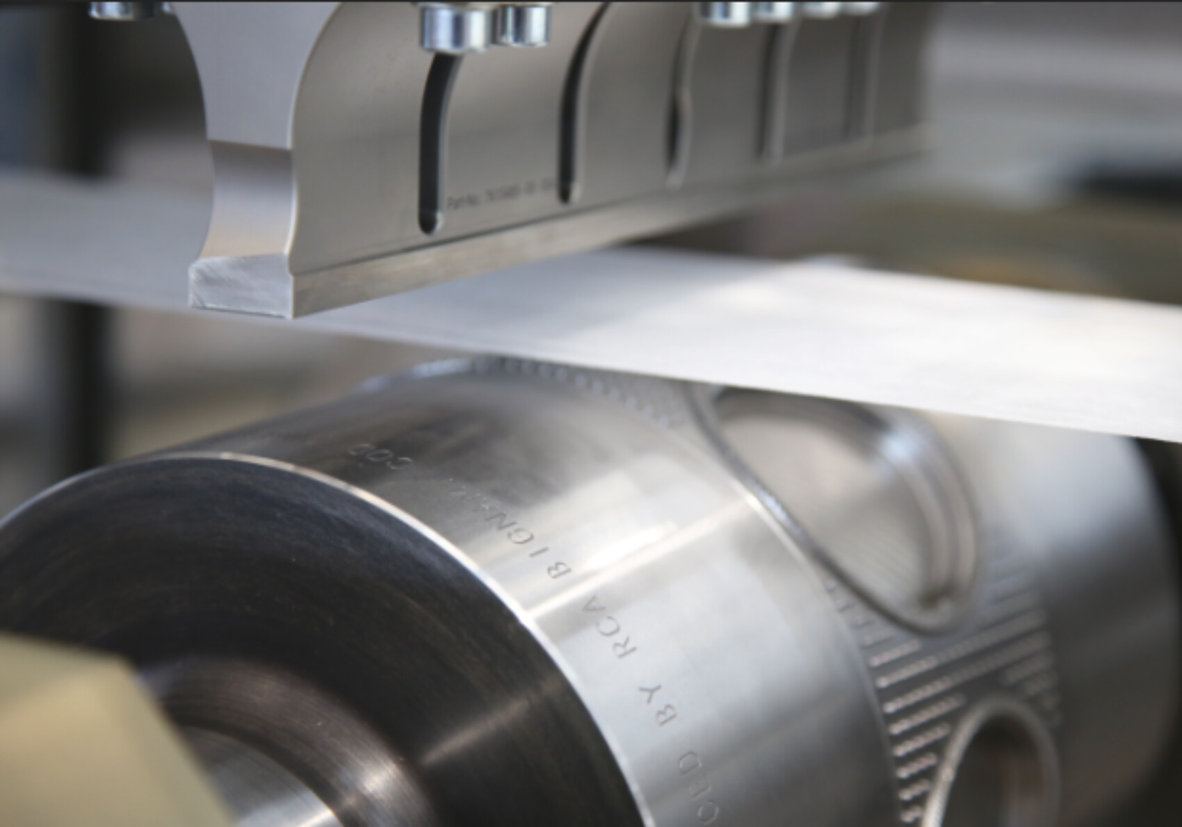 Rotary Ultrasonic application integrated on Converting machine
