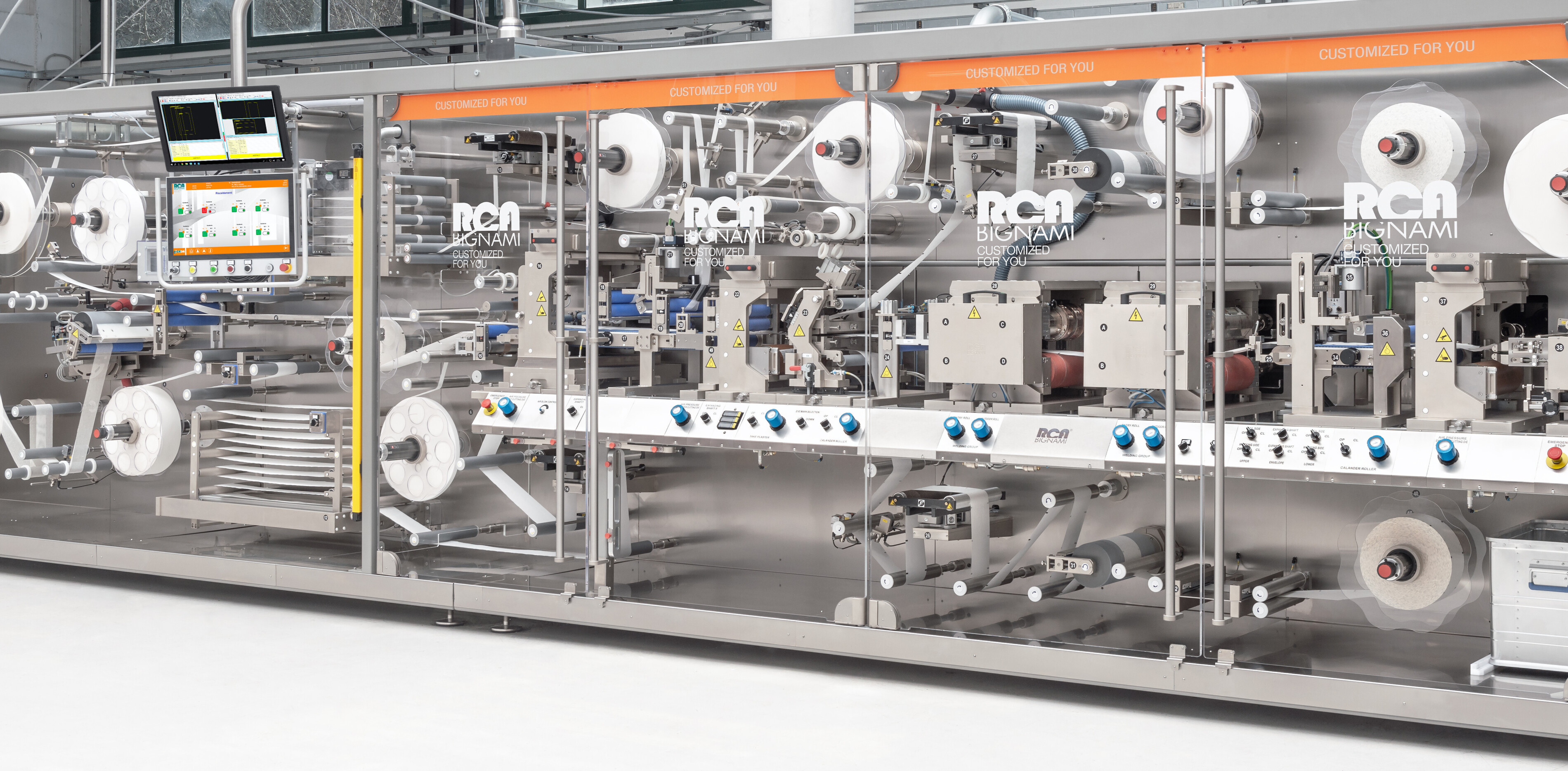 Continuous machine for Classic Wound Dressings and IV Dressings including Coating Station
